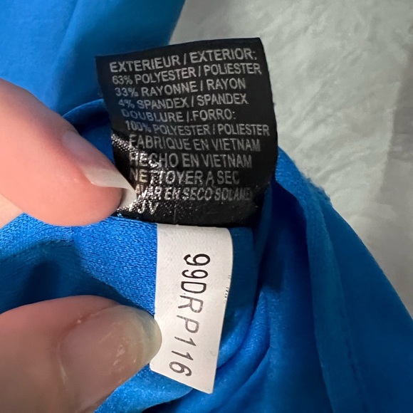 Tahari Arthur S Levine Women’s Sheath Crepe Dress with Pockets - sz 2P - Picture 14 of 15